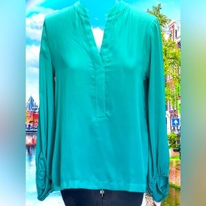 Chico's Mandarin V-Neck Front Placket Pullover Long Sleeve Blouse Size 4…